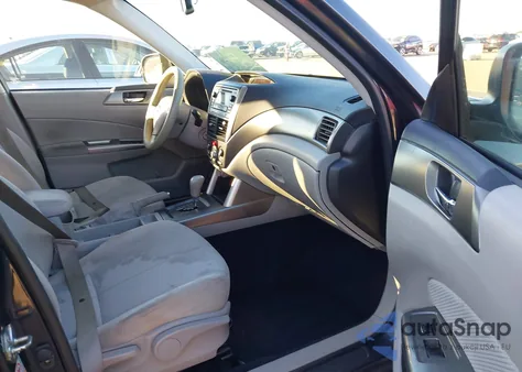 2012 Subaru Forester 2.5X Premium из США, поврежденный, VIN JF2SHBDC7CH455517